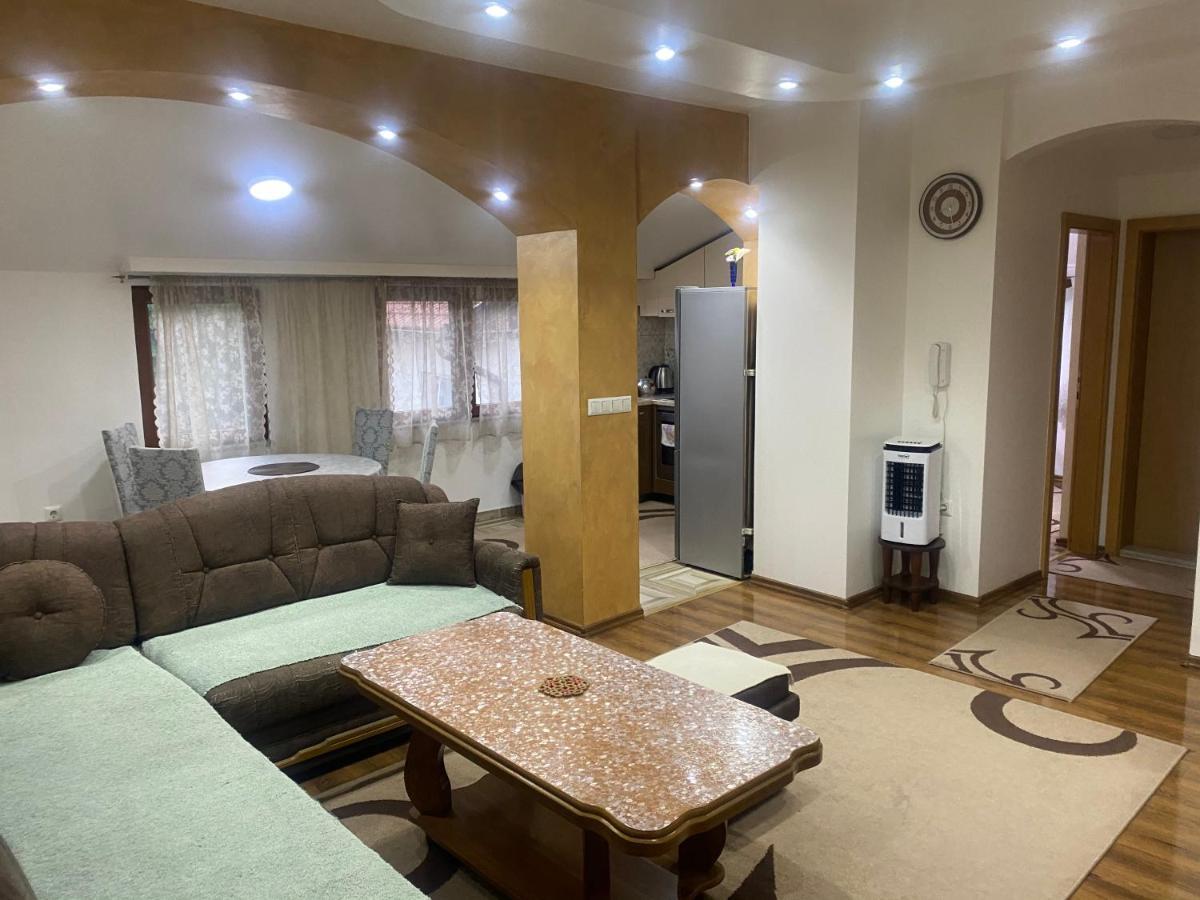 Apartment Poturmahala Травник Екстериор снимка