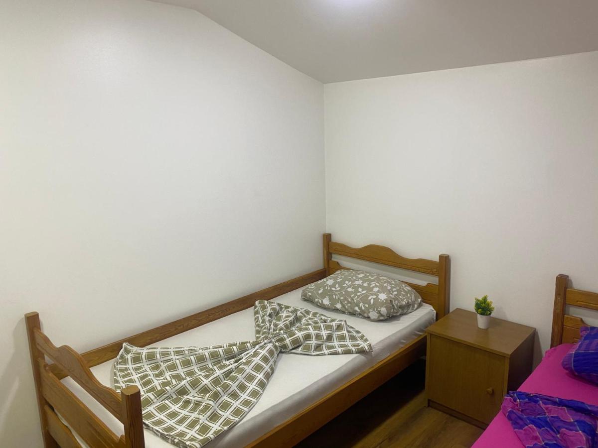 Apartment Poturmahala Травник Екстериор снимка