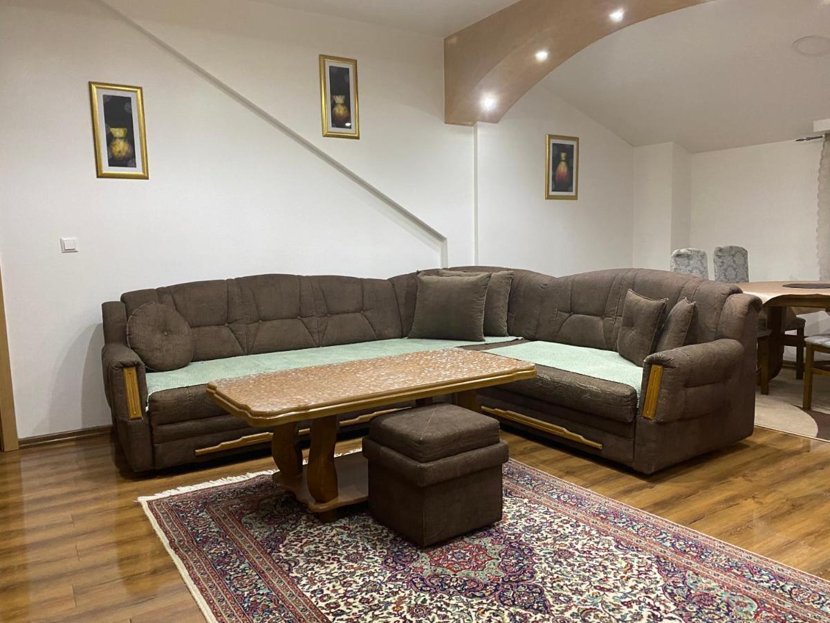 Apartment Poturmahala Травник Екстериор снимка