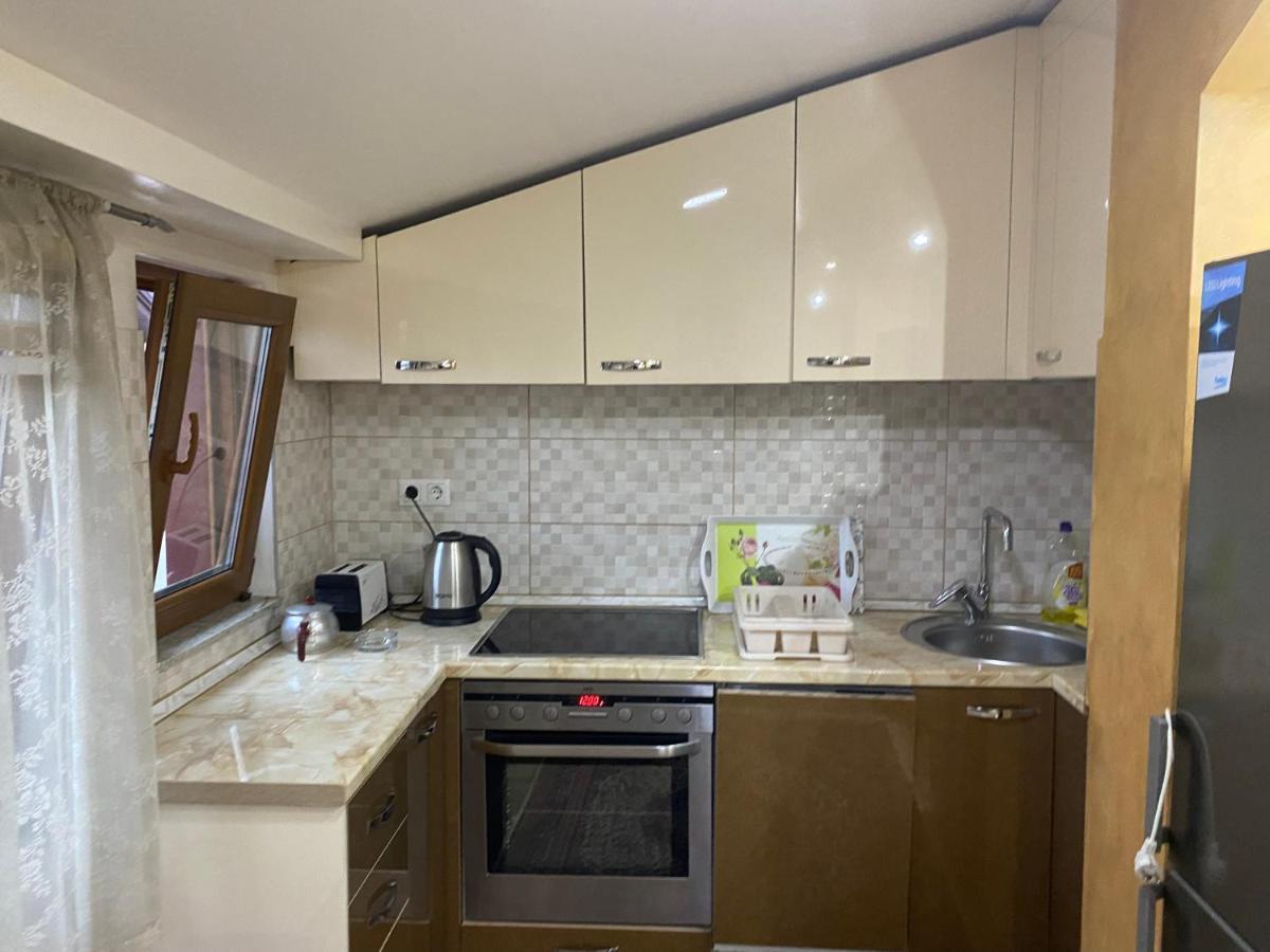 Apartment Poturmahala Травник Екстериор снимка